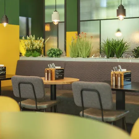 - The Niu, Dwarf Schoeneberg By Ihg Hotel 3*