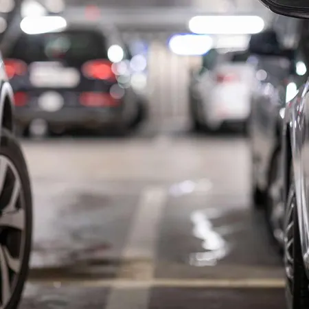 - The Niu, Dwarf Schoeneberg By Ihg Szálloda