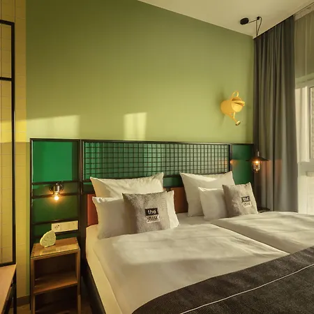 - The Niu, Dwarf Schoeneberg By Ihg 3* Berlino