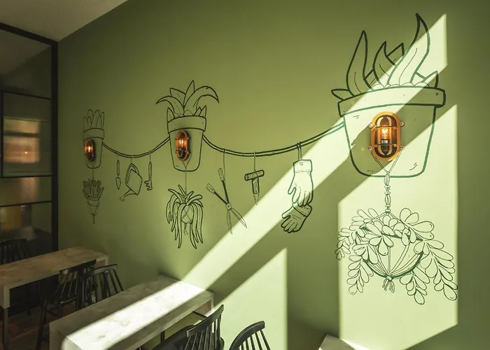 - The Niu, Dwarf Schoeneberg By Ihg Hotel 3*