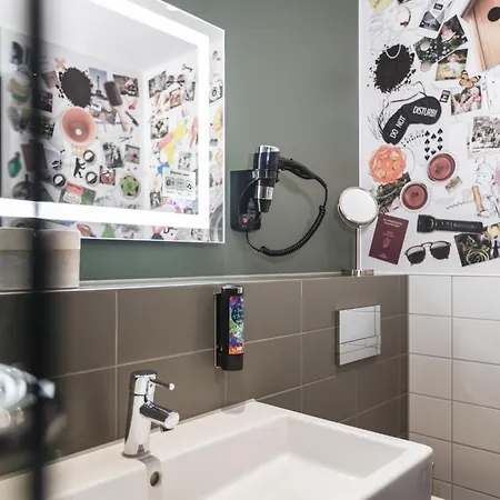 - The Niu, Dwarf Schoeneberg By Ihg Ξενοδοχείο 3*