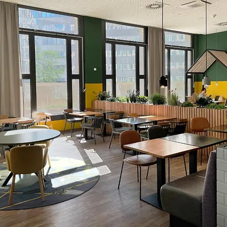 - The Niu, Dwarf Schoeneberg By Ihg 3*